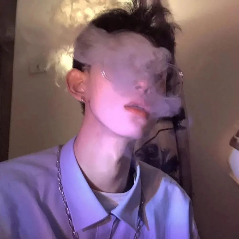 图片[37]-头像丨不同风格的微信头像-喜欢表情包分享—全网表情包