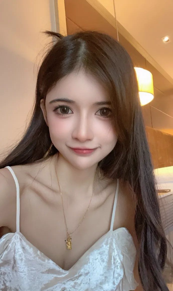 图片[8]-狗头萝莉深夜发文我好寂寞，配上性感自拍给粉丝发福利-喜欢表情包分享—全网表情包