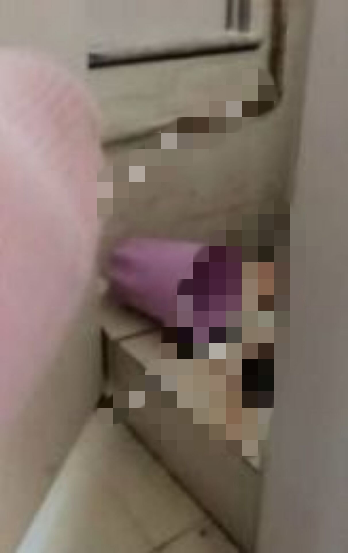 图片[4]-11月27日，网络爆料哈尔滨一女大学生在厕所分娩。老师知道后赶紧拨打120。目前，母子俩已被送医。-喜欢表情包分享—全网表情包