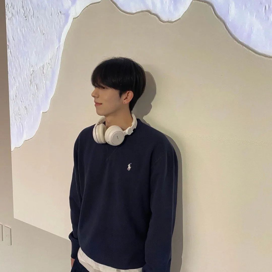 图片[40]-头像 | 非常适合你的微信头像-喜欢表情包分享—全网表情包