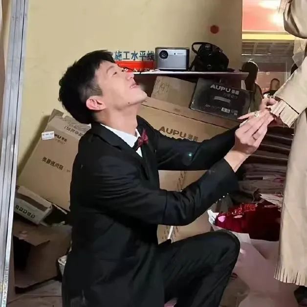 图片[7]-对情侣头像毫无抵抗-喜欢表情包分享—全网表情包