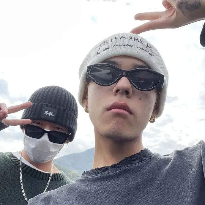 图片[28]-超好看的小众微信头像-喜欢表情包分享—全网表情包