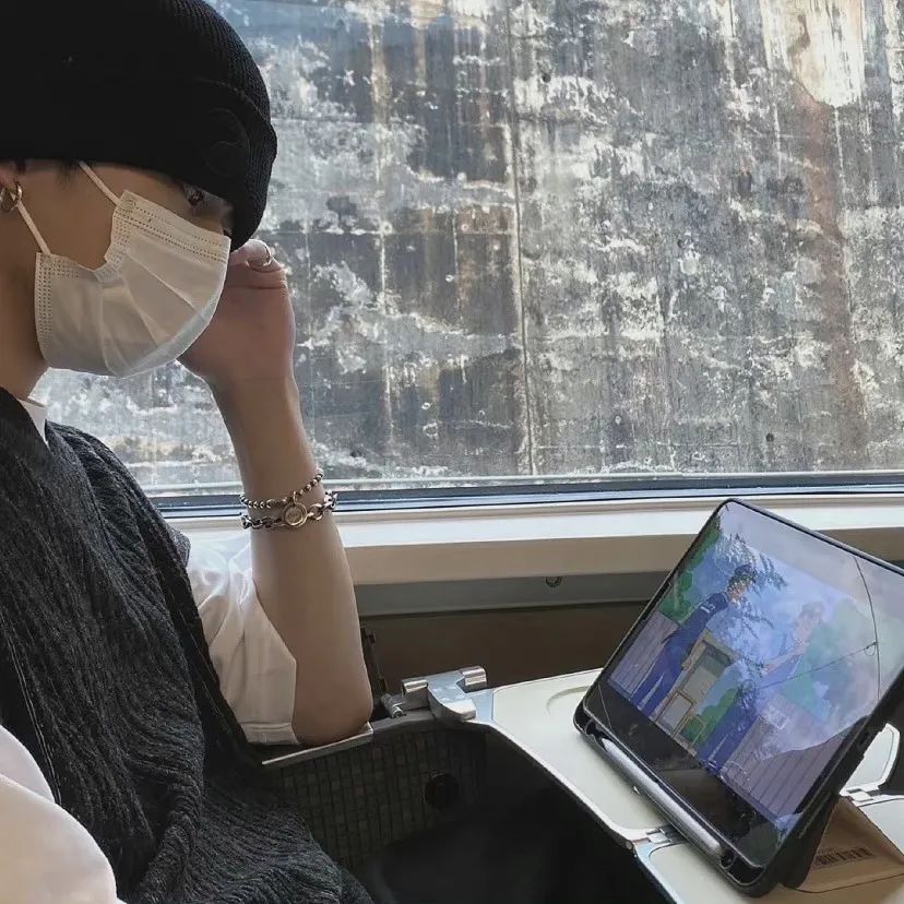 图片[31]-头像 | 最近不错的微信头像-喜欢表情包分享—全网表情包