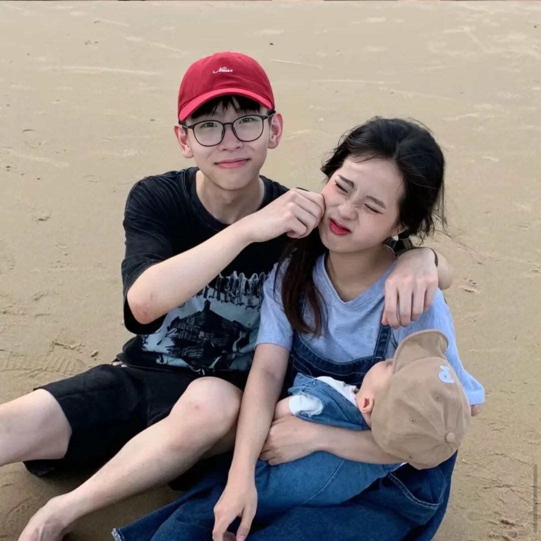 图片[23]-夏天浪漫情侣头像-喜欢表情包分享—全网表情包