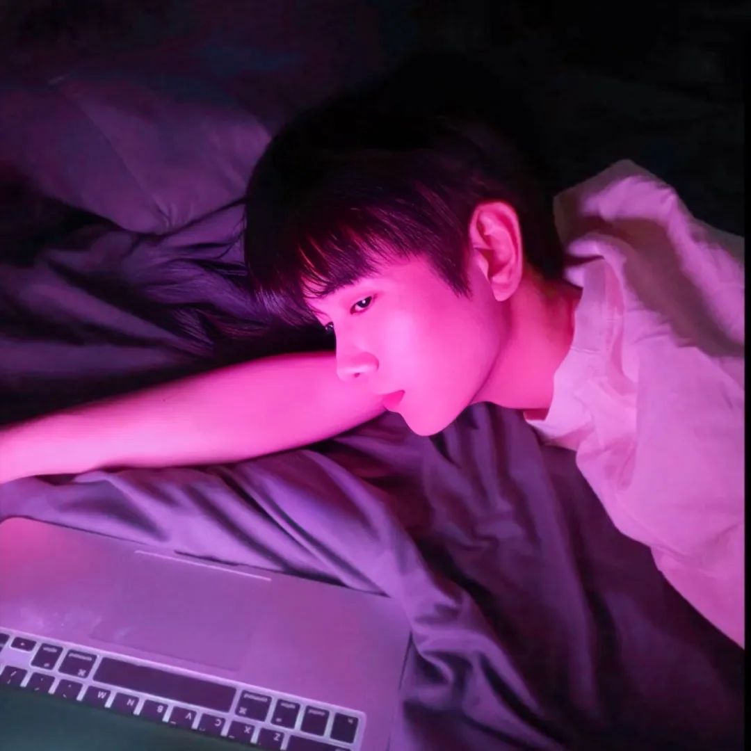 图片[11]-念念不忘情侣头像-喜欢表情包分享—全网表情包