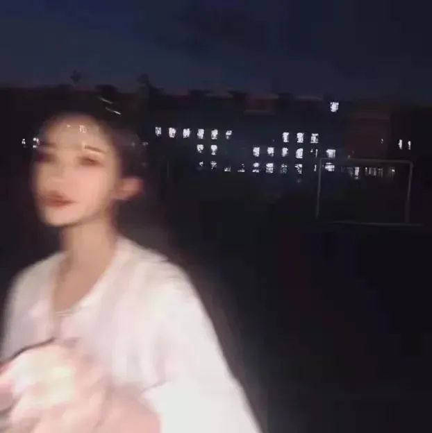 图片[31]-头像 | 三月请换一张好看的头像吧-喜欢表情包分享—全网表情包