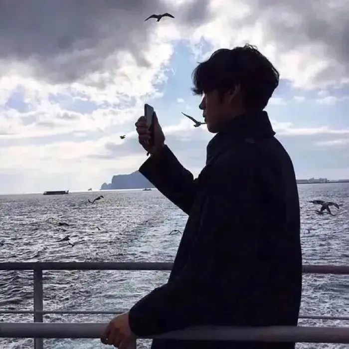 图片[32]-值得换的一组微信头像，换上试试-喜欢表情包分享—全网表情包