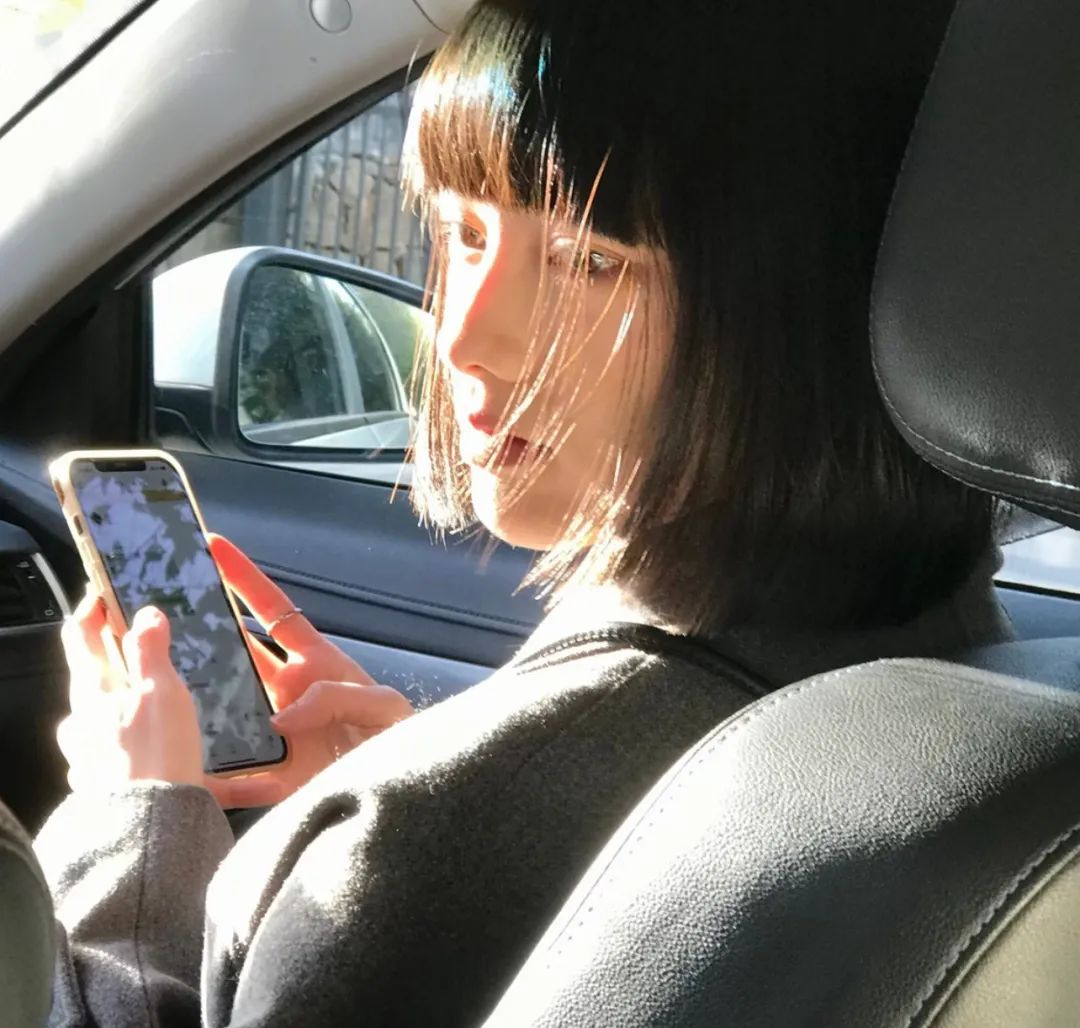图片[20]-头像 | 一组绝美微信头像-喜欢表情包分享—全网表情包